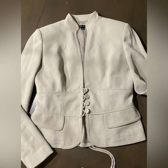 Anne Klein suit size 4 great condition gray green color - Picture 6 of 12